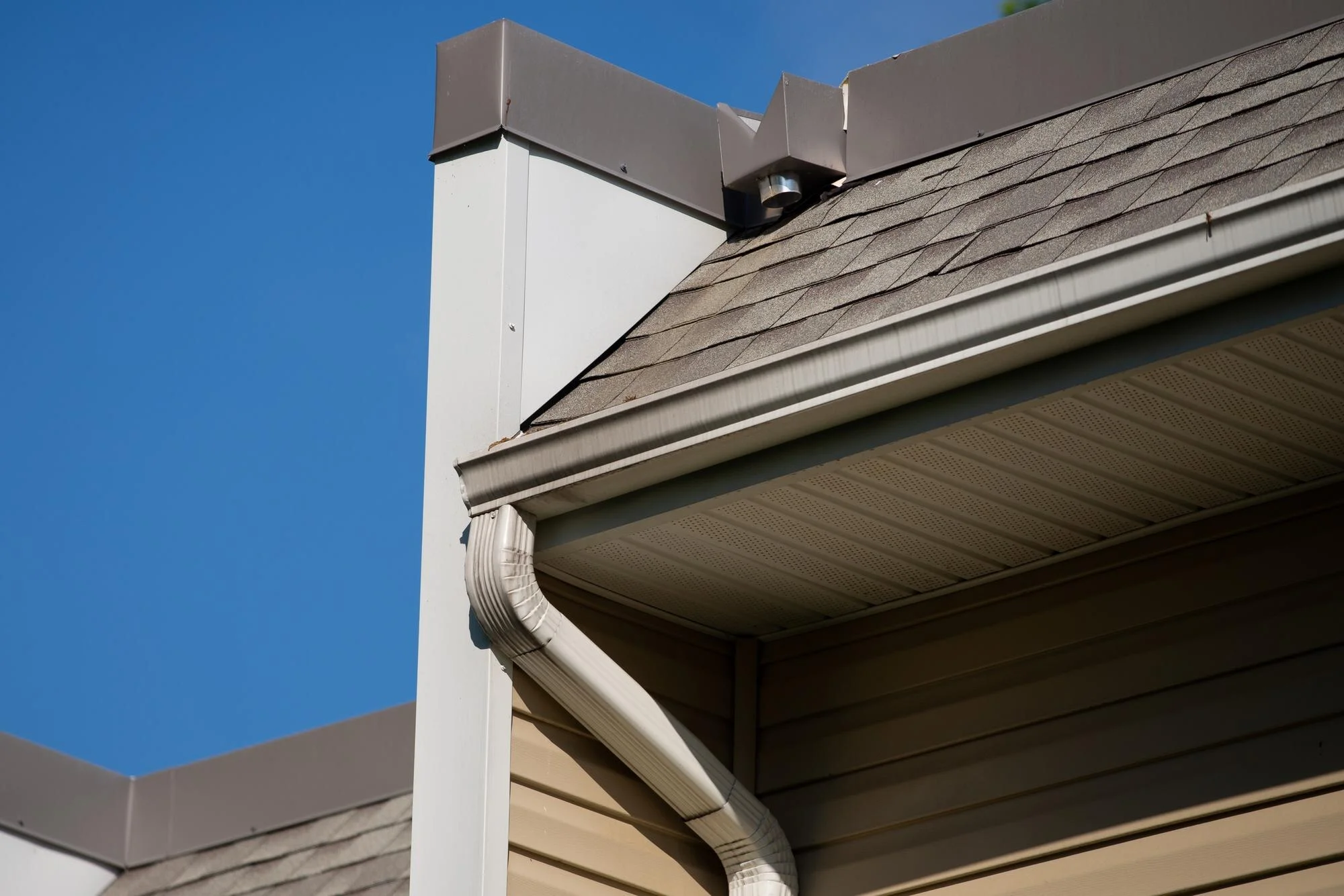 Seamless Gutter Installation