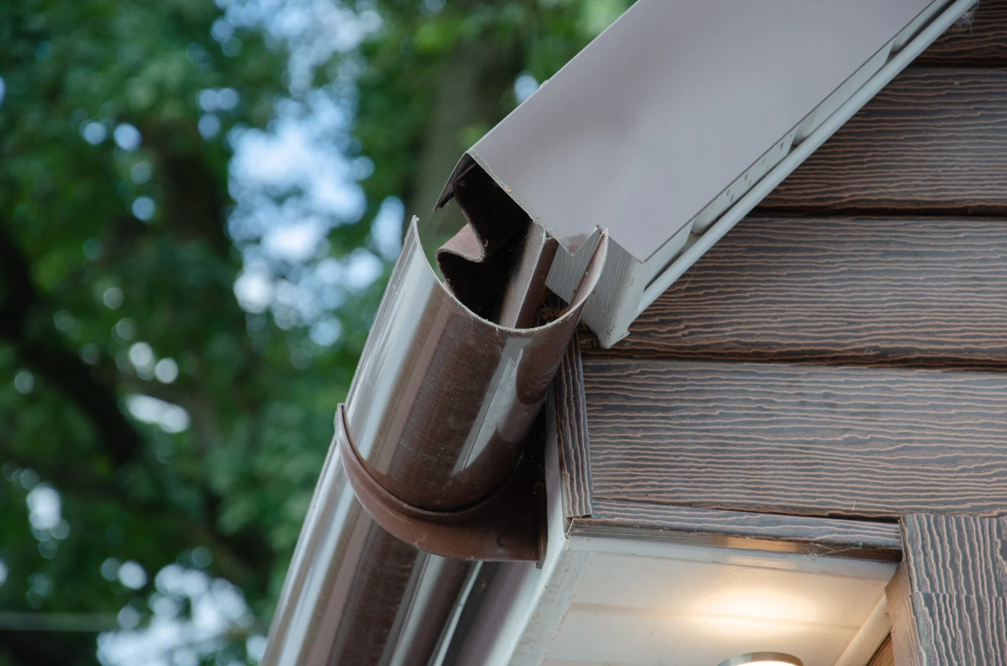 Sagging gutter run pulled away from the fascia